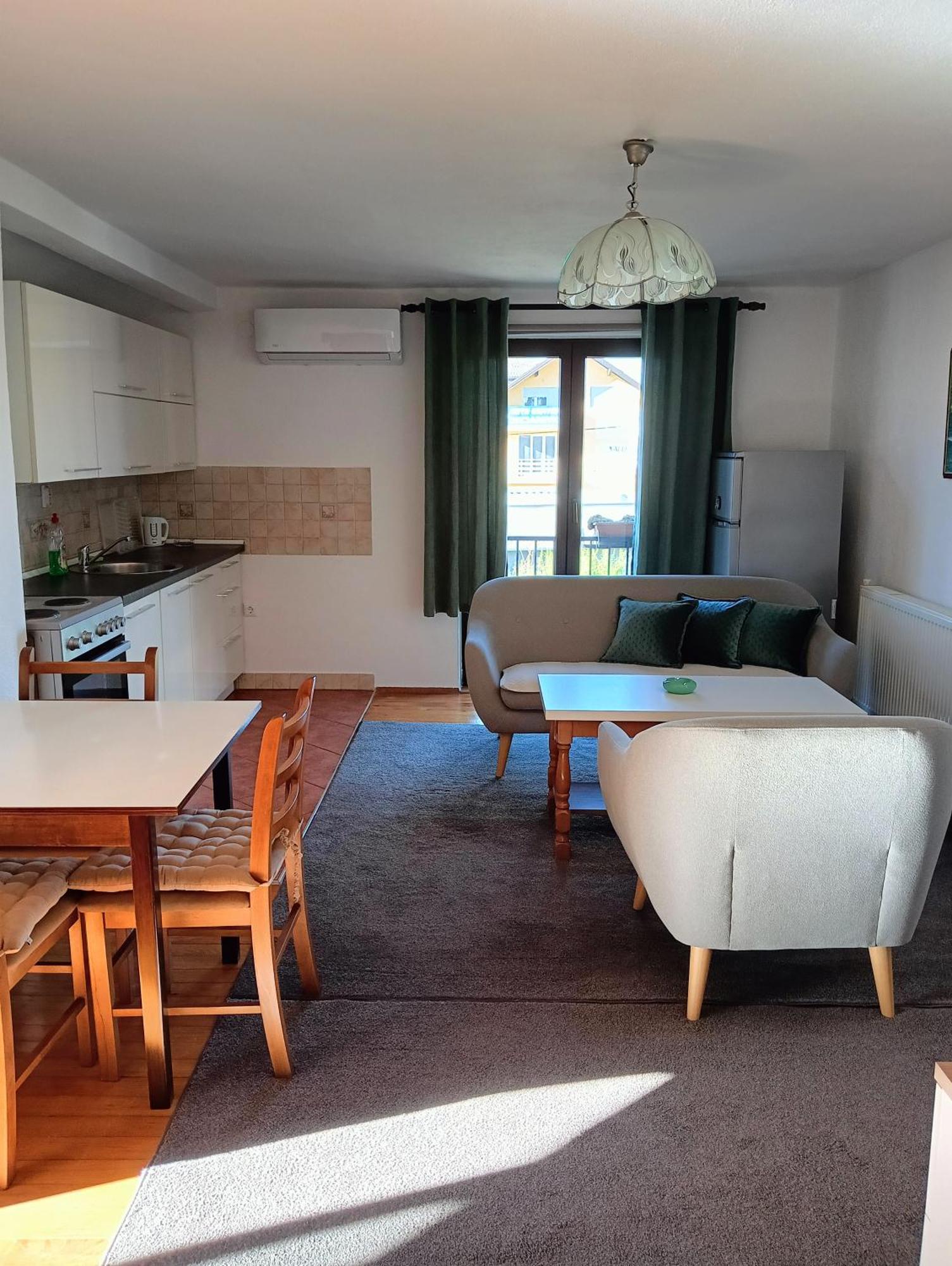 Bihać Apartman "Em" חדר תמונה