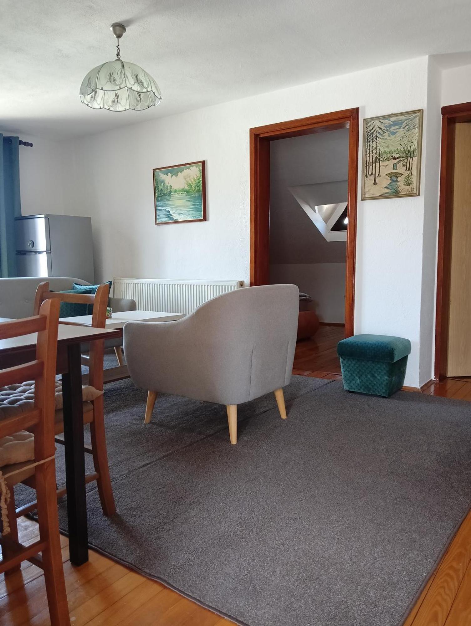 Bihać Apartman "Em" מראה חיצוני תמונה