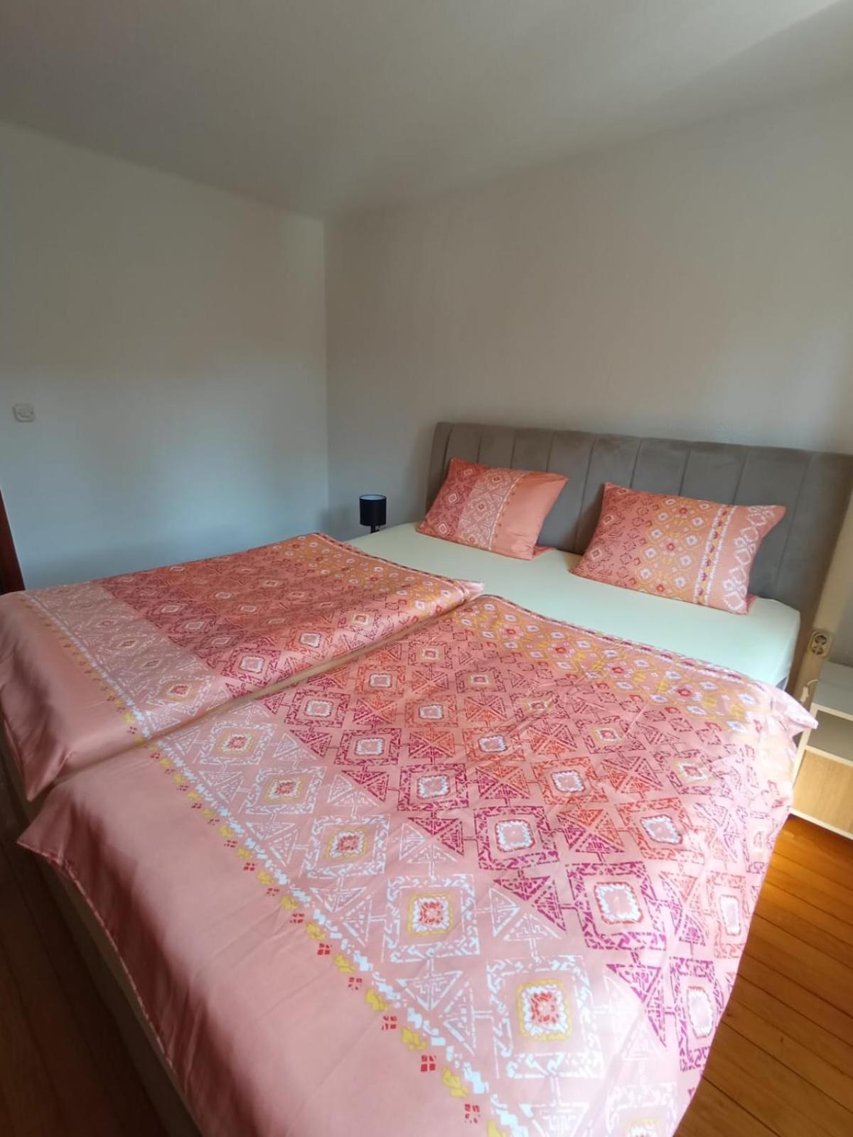 Bihać Apartman "Em" מראה חיצוני תמונה
