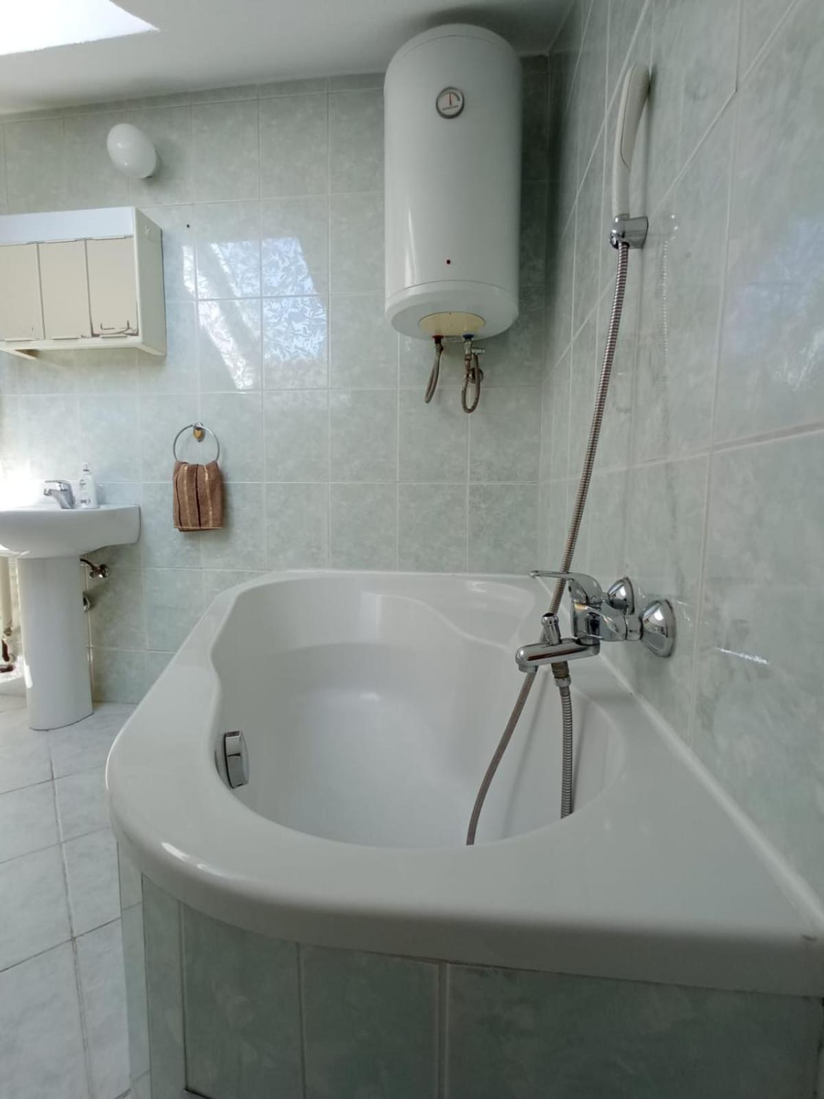 Bihać Apartman "Em" מראה חיצוני תמונה